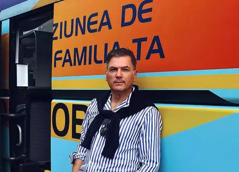 Mircea Radu, asaltat în străinătate de fanii emisiunii "Din dragoste", la 15 ani de când s-a încheiat emisiunea: "Îmi cereau să facem fotografii și își băgau și copiii în poză"
