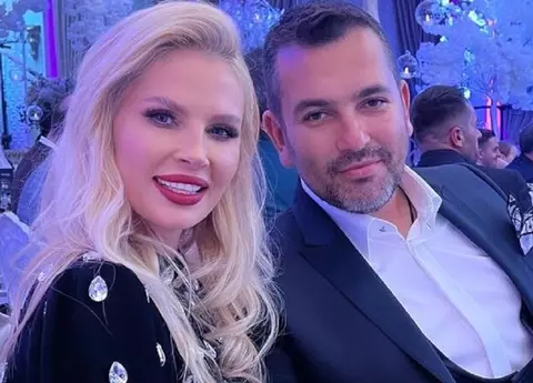 Andreea Bănică și soțul ei, Lucian Mitrea, apariție rară în public. De ce nu apar mai des împreună la evenimente: „Am făcut un efort să fim aici” / EXCLUSIV