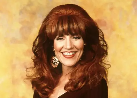 O mai ții minte pe simpatica Peggy Bundy? Uite cum arată Katey Sagal la 70 de ani!