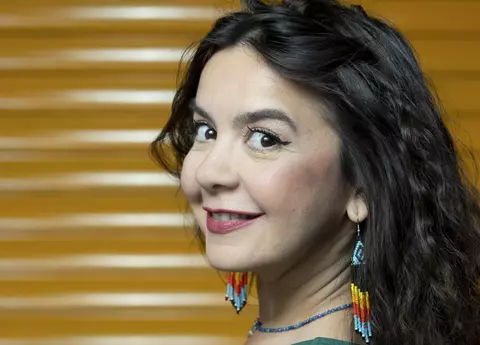 Cum a fost cucerită Ioana Calotă de soțul ei și ce s-a întâmplat la prima lor întâlnire: "M-am gândit că a venit dintr-un film. A spus că știe să citească în palmă și..."