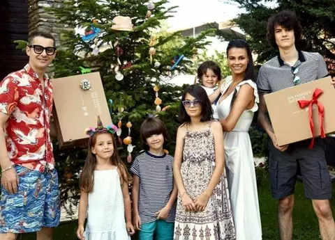 Anca Serea și Adi Sînă își educă cei șase copii după reguli clare: "Încercăm să-i ducem la Biserică cât de des putem. Avem niște principii..."