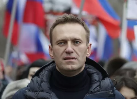 Cine a fost Alexei Navalnîi, cel mai aprig critic al lui Vladimir Putin, care a murit într-o închisoare din Siberia: "Nimeni de la Kremlin nu are voie să-i menționeze numele"