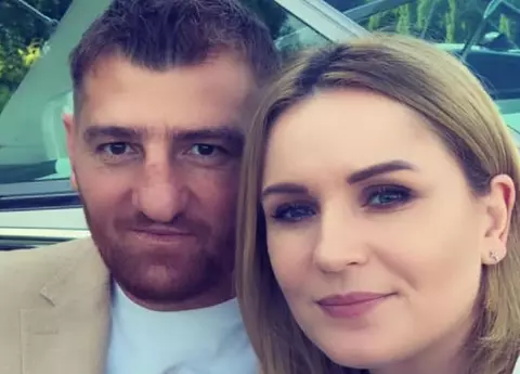 Cum au depășit Cătălin Moroșanu și soția lui, Georgiana, situațiile grele din căsnicie: „E nevoie de compromisuri. Am avut și momente mai dificile, suntem caractere diferite…”. Sunt căsătoriți de 12 ani / EXCLUSIV
