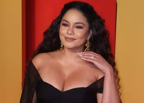 Vanessa Hudgens e însărcinată cu sportivul Cole Tucker. Și-a etalat burtica de gravidă la Premiile Oscar
