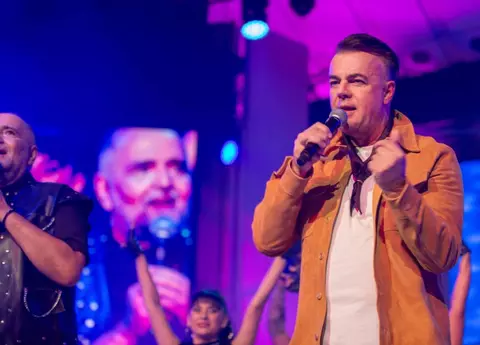 Adrian Enache e fascinat de nepoțica lui și se simte perfect în postura de bunic: „Maria-Ilinca este comoară națională, e cel mai frumos dar de la Dumnezeu"