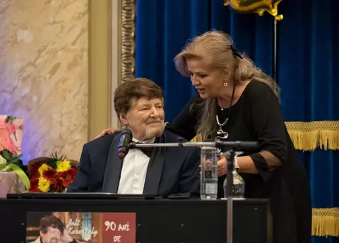 Carmen Rădulescu a mărturisit că îi era teamă de Jolt Kerestely: ”M-a trimis acasă. Mi-a spus: Te duci și înveți piesa, te dregi cu ce vrei tu...” Cum s-au împrietenit / EXCLUSIV