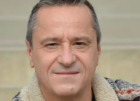Câți copii are Claudiu Bleonț cu cele patru soții. Cum e actorul în rolul de tată