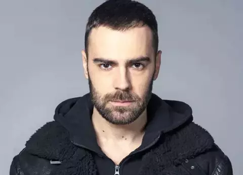 Denis Hanganu, despre câștigurile încasate după doi ani ca personaj principal în serialul Clanul: „Nu m-am îmbogătit. Bineînțeles că proiectele în cinematografie sunt mult mai bine plătite decât cele din teatru”