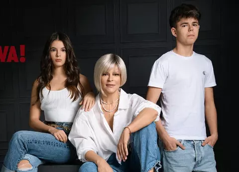 Cum se înțeleg cei doi copii adolescenți ai Sandei Ladoși: „Este un an de foc. Mai au interese și atunci sunt în contradicție”/ Artista a făcut mari sacrificii pentru a rămâne însărcinată