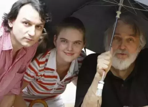 Mesajul pe care poetul Adrian Păunescu și l-a dorit pe cruce. Familia i-a respectat dorința: „E nedrept să nu se pună toate faptele bune"
