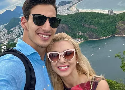 Andreea Bălan explică de ce nu poate deveni mamă a treia oară: „Eu am suferit un stop cardiac la nașterea Clarei. De atunci nu mai pot să fac copii”. Nici iubitul ei, Victor Cornea, nu-și dorește un nou membru în familie
