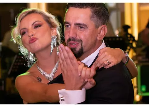 Cosmin Natanticu și Eliza și-au luat casă în Tunari: „Curtea are vreo 400 de metri, casa nu e mare, are un singur nivel"