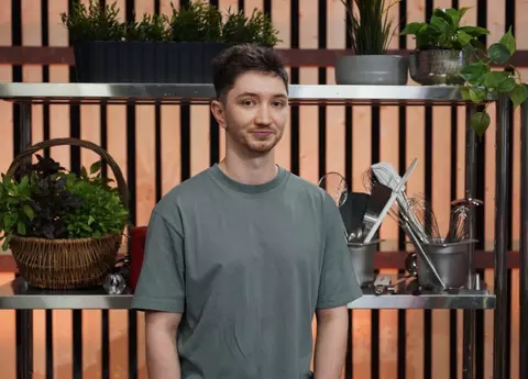 Cine e Cristian Ușurelu, care a primit șorțul de aur la MasterChef. Are 32 de ani și este programator