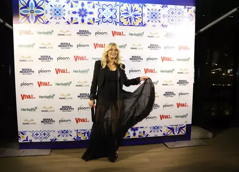 Laura Cosoi, apariție îndrăzneață la VIVA! Influencers Party 2024! A ales o rochie transparentă, la două luni de la naștere