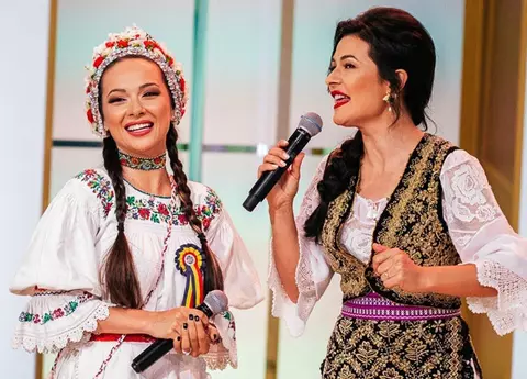 Vlăduța Lupău și Olguța Berbec își prezintă colecțiile de costume populare, la Timișoara Fashion Week: ”Prima mea apariție la un festival de modă...” / EXCLUSIV