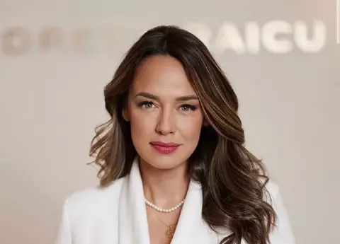 Ce greutăți întâmpină Andreea Raicu ca antreprenoare și cum le depășește: „Mulți își imaginează că avem o viață lipsită de stres. Dacă nu aș fi fost machiată, s-ar fi văzut cât sunt de obosită”