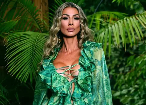 Cum se menține Claudia Neghină, la 42 de ani, și care sunt trucurile ei de înfrumusețare: ”Nu este suficient doar să ții o dietă sau o cură de slăbire. Cel mai greu este să fii consecvent...”/ EXCLUSIV