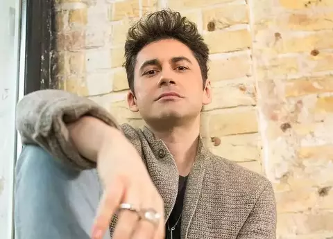 Cine este Dan Bălan. Fondatorul trupei O-Zone e unul dintre cei mai bogați artiști români și se iubește cu o bloggeriță