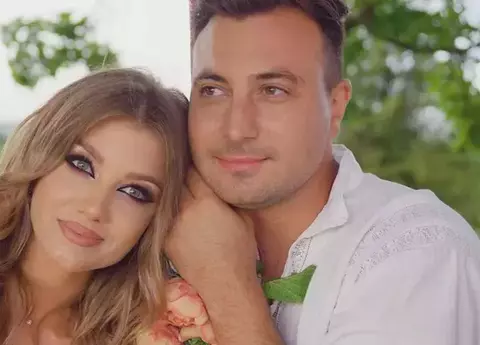 Valentin și Codruța Sanfira, despărțiți de Revelion: "Noi mereu petrecem noaptea dintre ani separat, din păcate". Ce superstiții au de Anul Nou / EXCLUSIV
