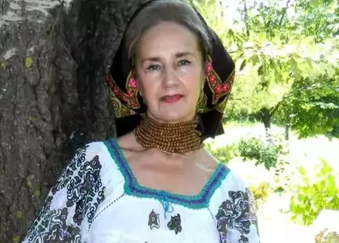 Ce surpriză i-a făcut fiul Sofiei Vicoveanca îndrăgitei artiste: ”Mi-a promis că mergem undeva și m-a avertizat din timp să nu...” În ce vacanță exotică pleacă solista de 83 de ani cu familia ei / EXCLUSIV