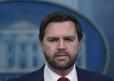 Cine este J.D. Vance, vicepreședintele SUA. Susține că alegerile din România au fost anulate din cauza unor bănuieli neclare / E căsătorit și are trei copii