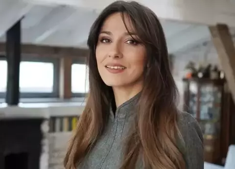 Dana Rogoz, mărturisiri dureroase despre ultimele clipe de viață ale tatălui său: "Cel mai greu lucru de auzit și de raționalizat". Ce a ales să nu-i spună părintelui ei, aflat pe patul de moarte