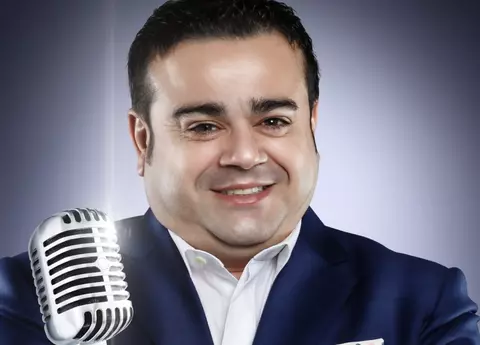 Adrian Minune recunoaște că i-a fost infidel soției, dar nu s-a gândit niciodată la divorț: „Au fost momente când n-am mai suportat și a trebuit să plec undeva să stau 4 zile, 5 zile singur"