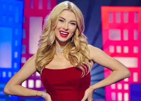 Andreea Bălan a fost acasă la părinții iubitului ei, Victor Cornea, de Paște: „Acest spectacol l-am susținut și la Sibiu, a venit cu toată familia și m-au susținut”. Ce dietă ține artista, la 40 de ani / EXCLUSIV