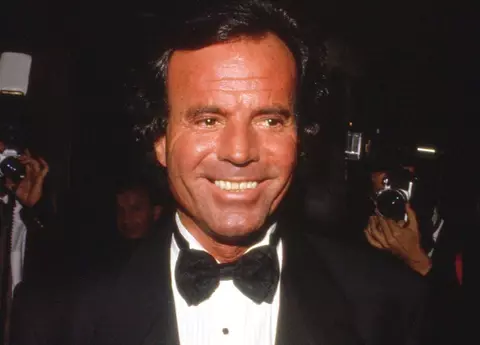 Julio Iglesias, adevărul despre starea lui de sănătate, după ce prietenii săi au spus că e bolnav: „M-au omorât de o mie de ori”