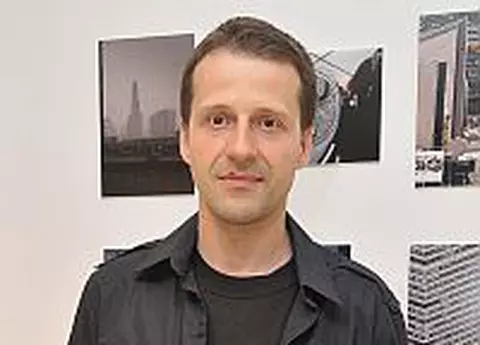 Higher Ground, o expozitie Cornel Lazia