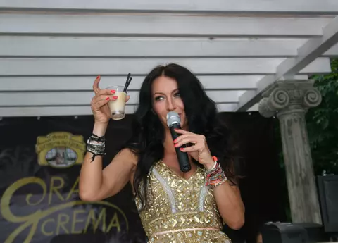 Mihaela Radulescu, la o degustare de inghetata