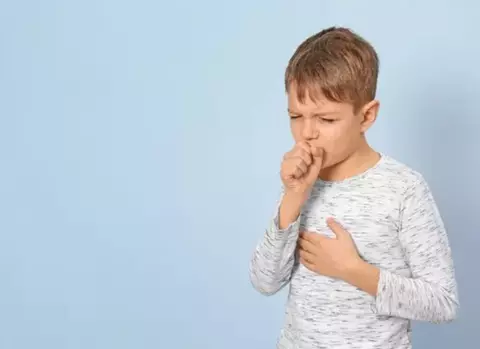 Când devine "banala" viroză periculoasă pentru copil. Medicul pediatru Mihai Craiu, despre scenariile care ar trebui să ne îngrijoreze