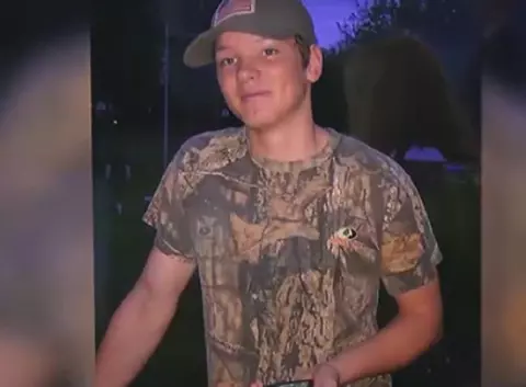 Drama unei mame după ce fiul ei s-a sinucis din cauza bullying-ului. "Dacă au putut face asta unui copil ca el, o pot face oricui!" Ce le transmite tuturor părinților