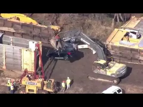 Train-Derailment-with-120-BMW-cars