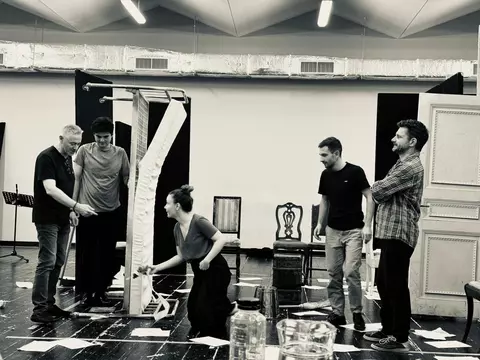 Yuri Kordonsky revine în România și montează Metamorfoza de Franz Kafka la Teatrul EXCELSIOR