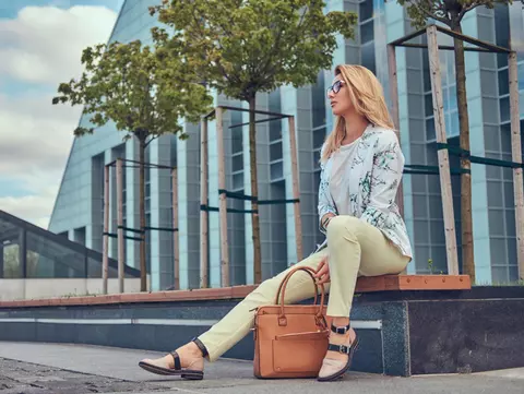 Geanta de piele – accesoriul care nu se demodează niciodată