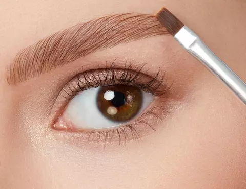 Laminarea sprâncenelor acasă cu kitul Nanobrow - soluția pentru sprâncene perfecte