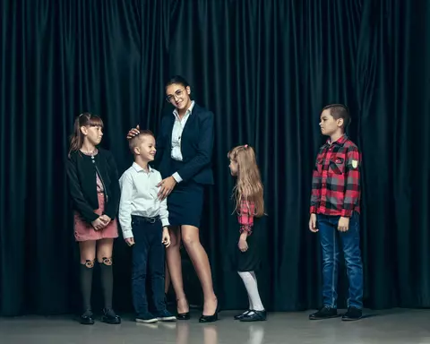 Creșterea performanței școlare a adolescenților prin lecții de actorie