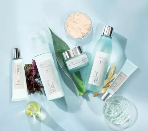 Artistry lansează o gama de skincare curată, trasabilă și vegană