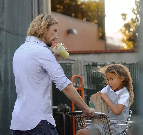 Gabriel Aubry - tată ”vitreg” pentru Nahla