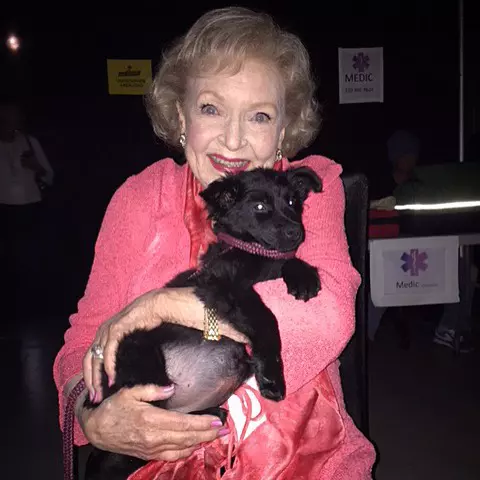 De ce a murit Betty White (2)