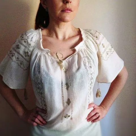 Ie, www.caterine.breslo.ro, 300 lei