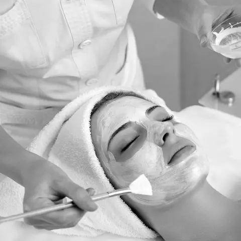 (P) Un ten îngrijit înseamnă un ten sănătos