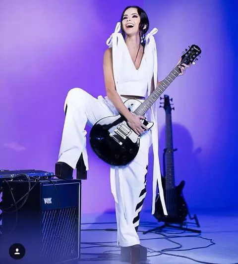 INNA GGirls3