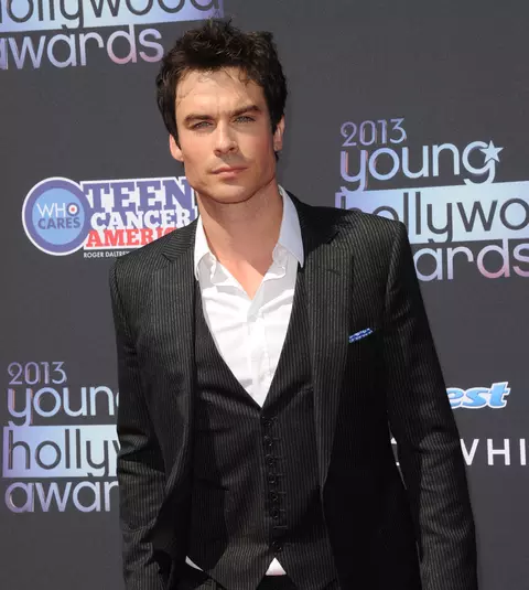 [FOTO] Vedete pe covorul roşu la Young Hollywood Awards 2013