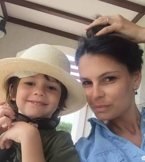 Anca Serea – Prima vacanţă cu cei 5 copii ai ei