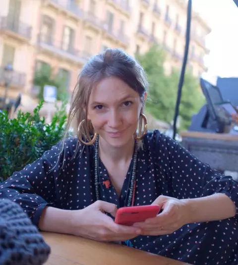 Adela Popescu a plecat în Grecia, cu familia. Cum e vacanţa lui Alexandru