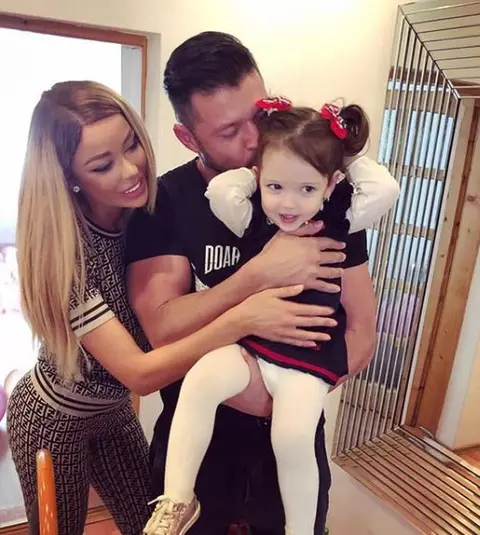 Iubita lui Victor Slav o place pe fetița Biancăi Drăgușanu. Imaginea cu Sofia care a topit inimile tuturor