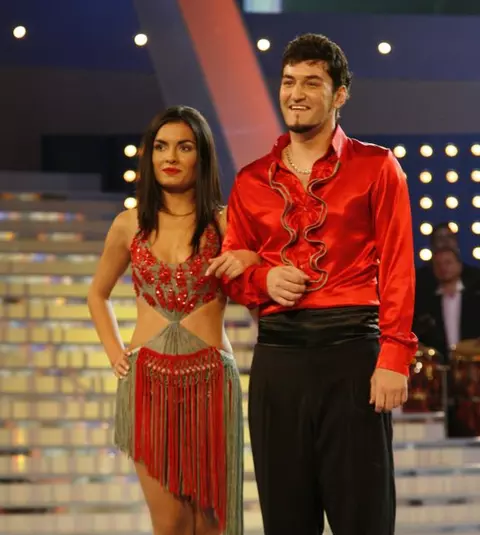 Ce face și cum arată Adriela Morar, la 13 ani de când fost partenera lui Smiley la “Dansez pentru tine” / INCREDIBIL cum a apărut la nuntă!