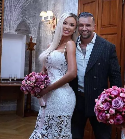 Alex Bodi, primele declarații după ce s-a zvonit că divorțează de Bianca Drăgușanu: ”E o copiliță”